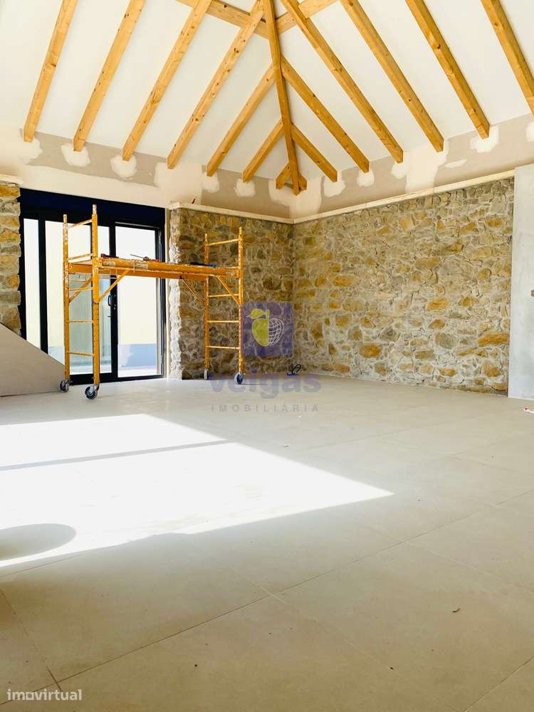Moradia Recuperada T3 - São Bartolomeu dos Galegos-10