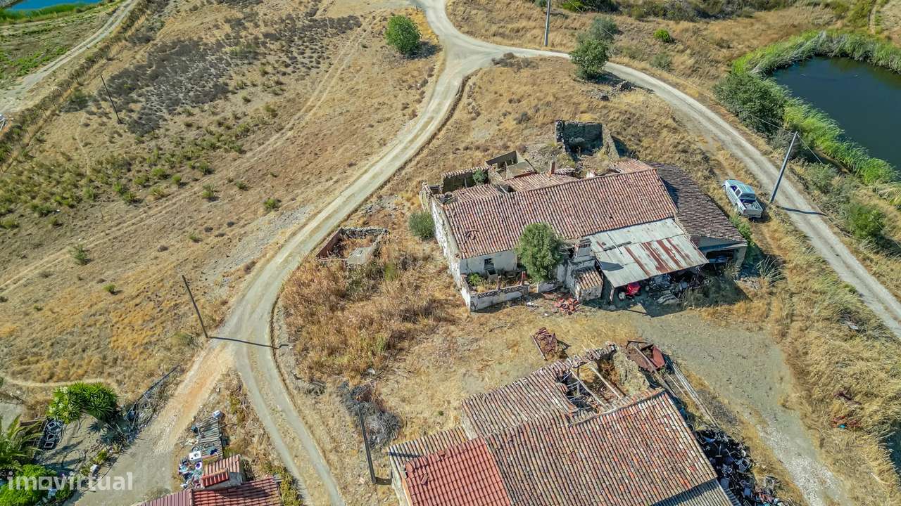 Terreno com Ruína - Excelente Preço - Grande imagem: 4/11