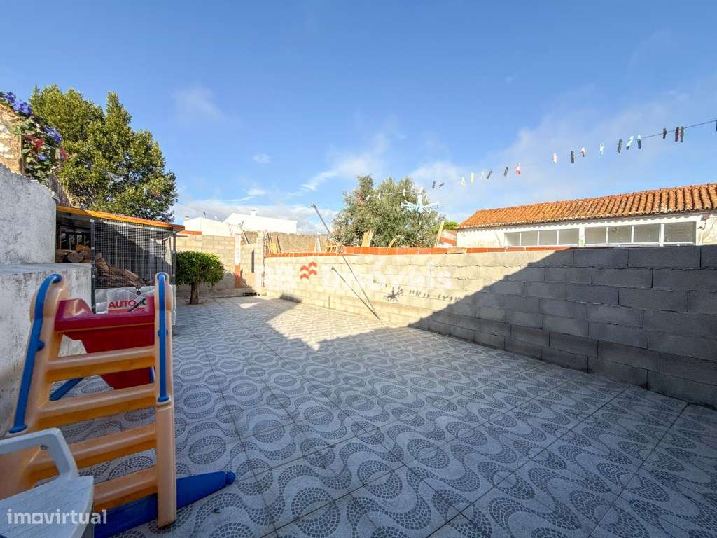 Moradia T2 térrea com quintal na Moita do Norte - Grande imagem: 5/33