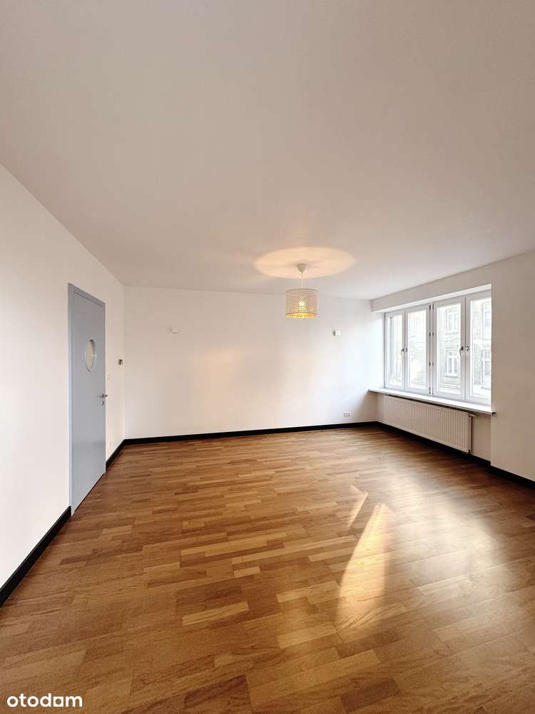 Apartament 5 pok, centrum, plac Andrzeja, gotowy do  zamieszkania-11