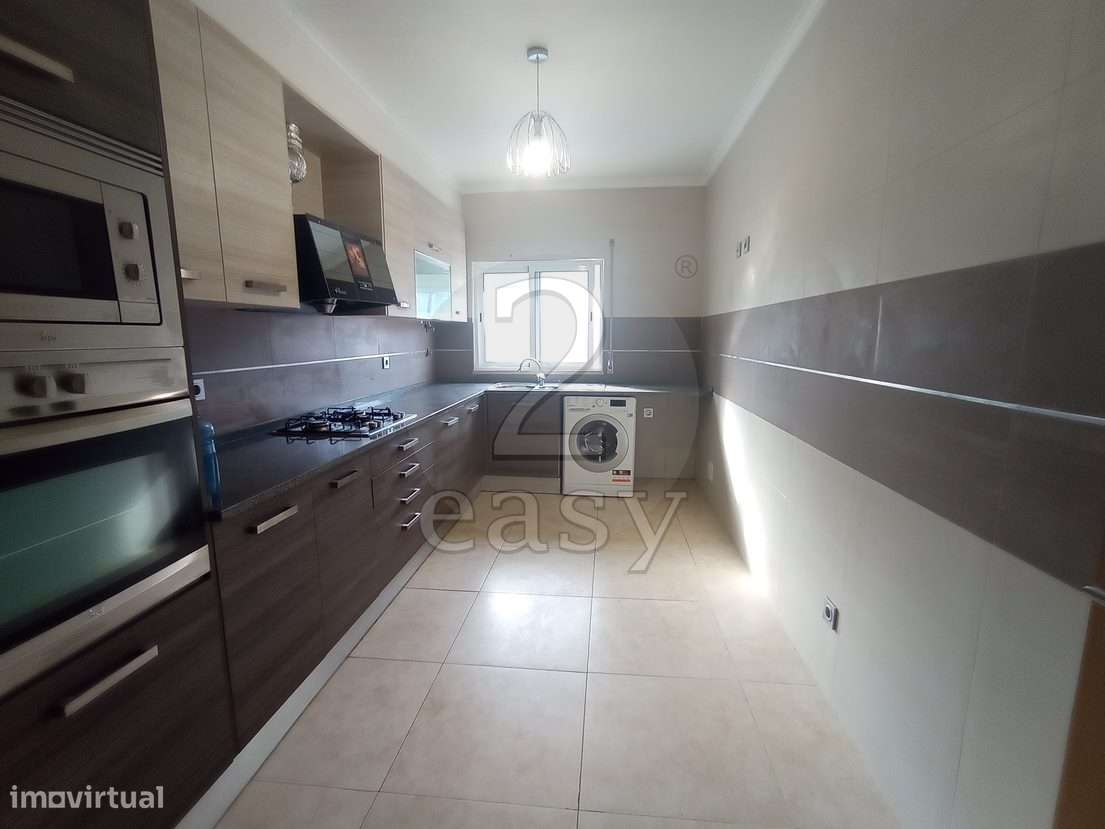 Apartamento T3 com Arrecadação e Garagem , Santiago do Cacem, Alentejo - Grande imagem: 5/20