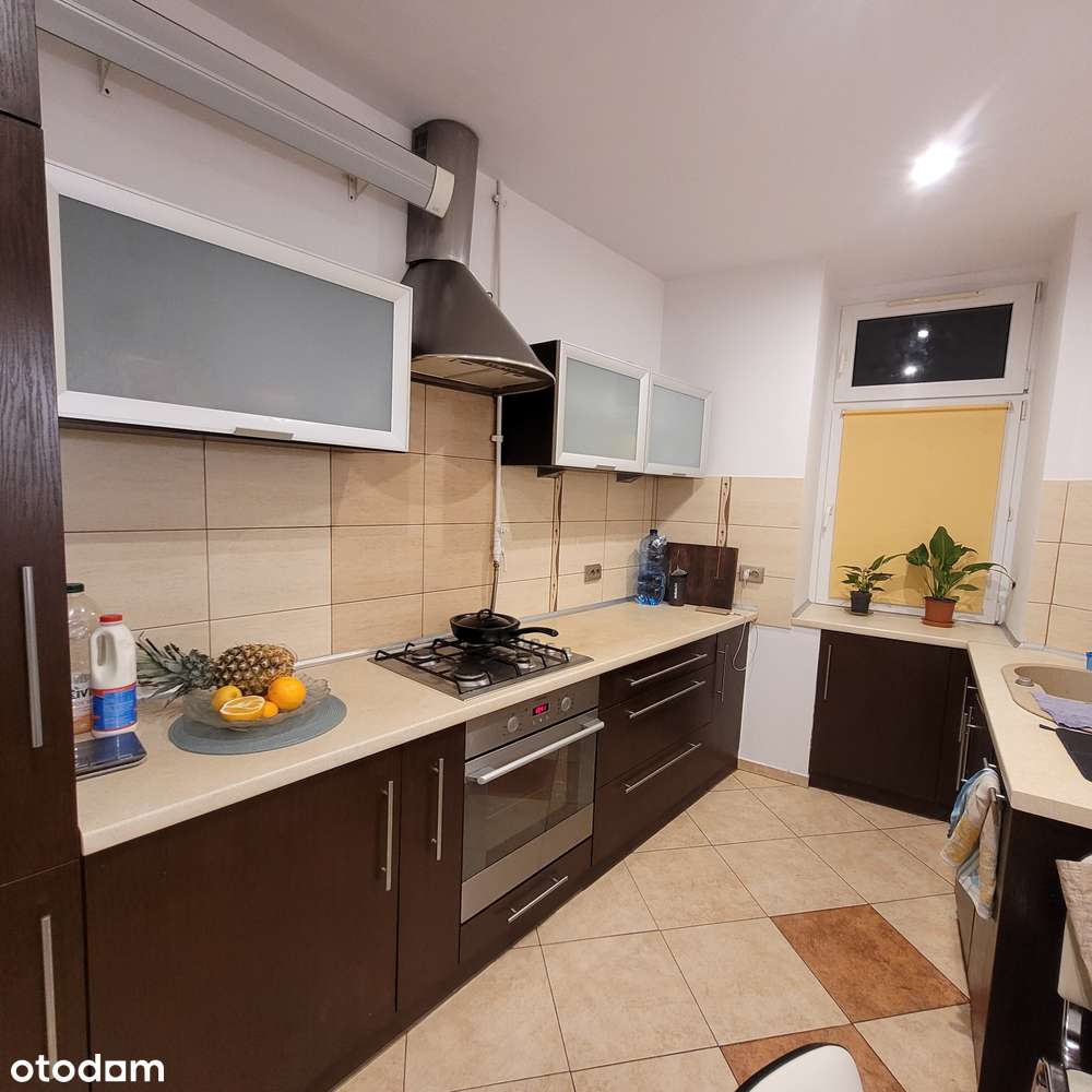 Mieszkanie w odremontowanej kamienicy na wysokim parterze-2