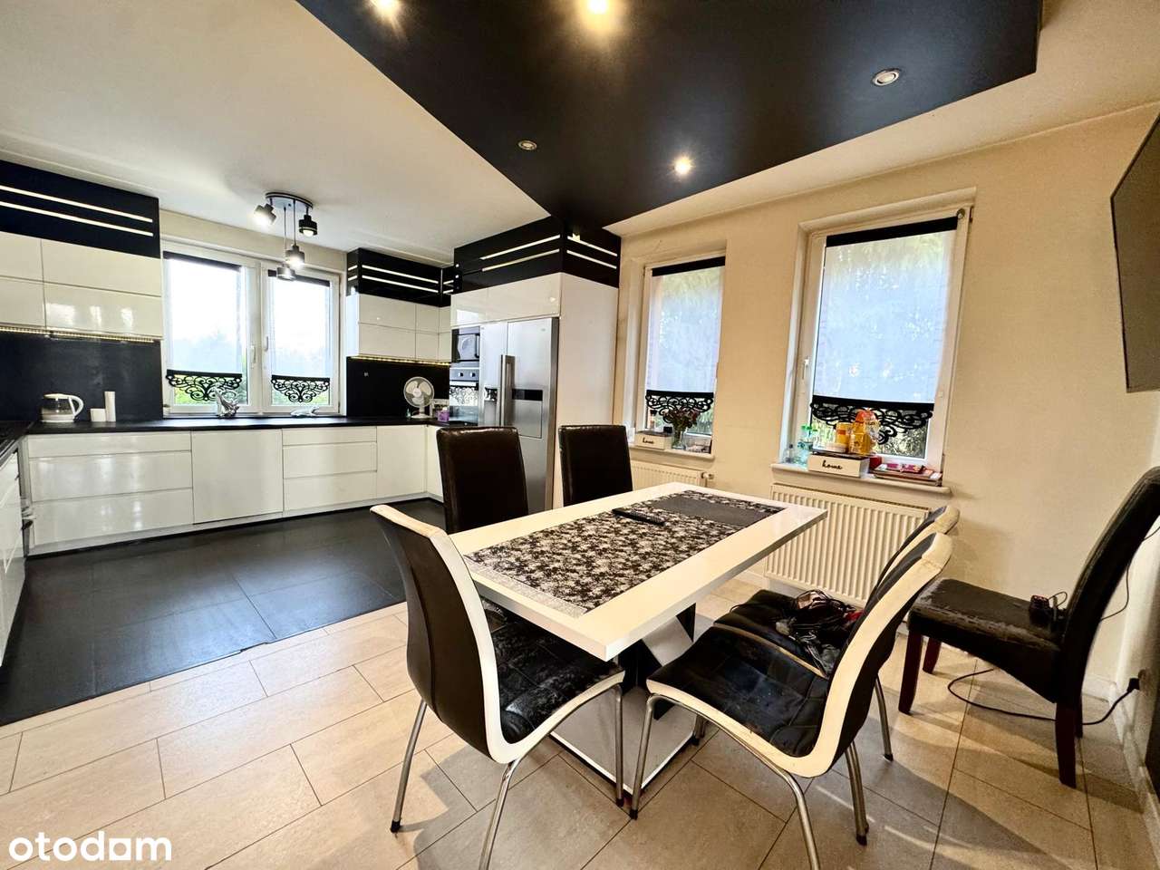 Na sprzedaż willa w Chełmie Śląskim (Kopciowice) – 360 m²-7