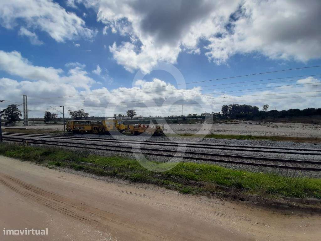 Terreno rústico classificada pelo PDM em vigor como urbanizável hab... - Grande imagem: 5/27