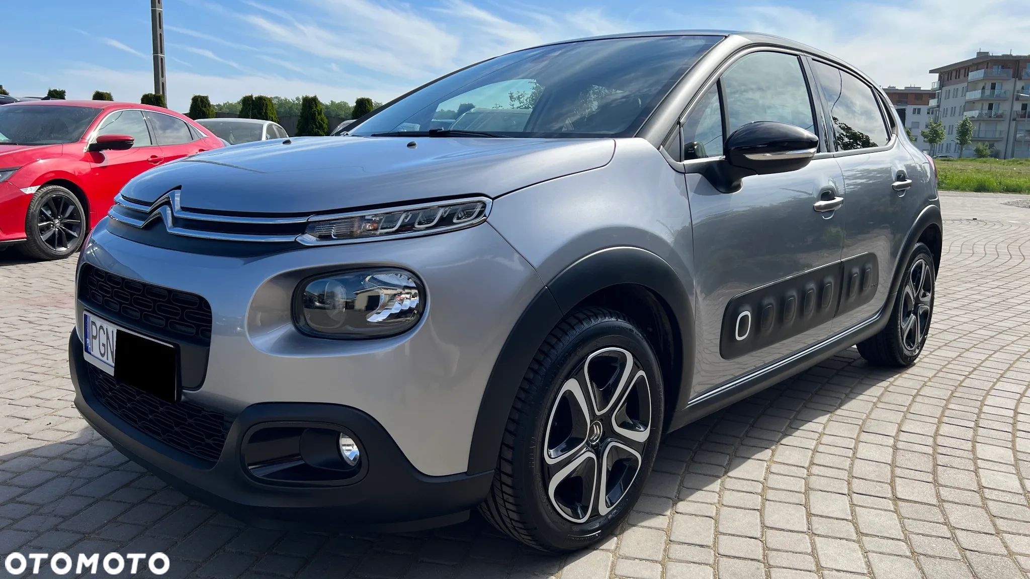 Citroën C3 1.2 PureTech Shine EAT6 - 1