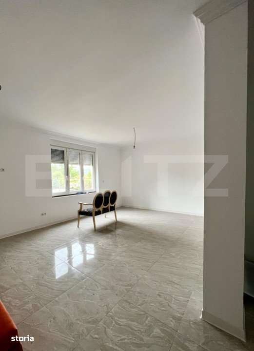 Apartament renovat , 3 camere , in asociatie , zona semicentrala - Imagine principală: 1/5