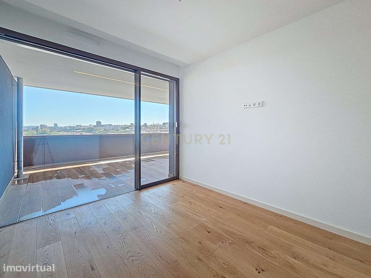 Apartamento T3 Duplex Piscina Privativa em Empreendimento Douro Nobili-10