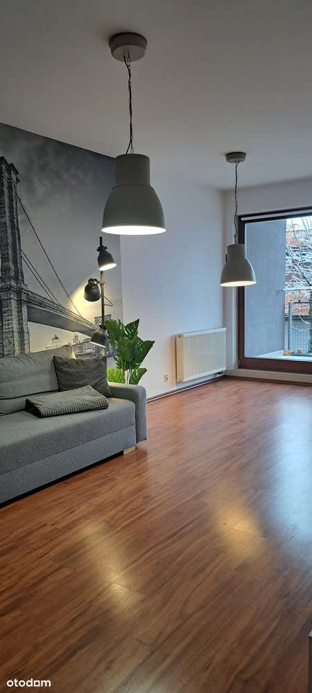 Komfortowe 3-pokojowe mieszkanie z balkonem i garażem - Tychy Żwaków - Pełny obrazek: 1/6