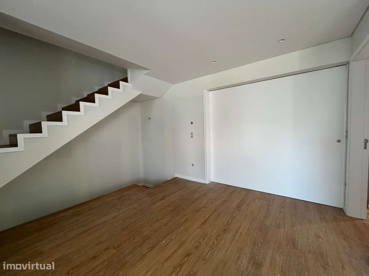 Comprar Excepcional Moradia T3 /Eevador Pedrouços Maia-7