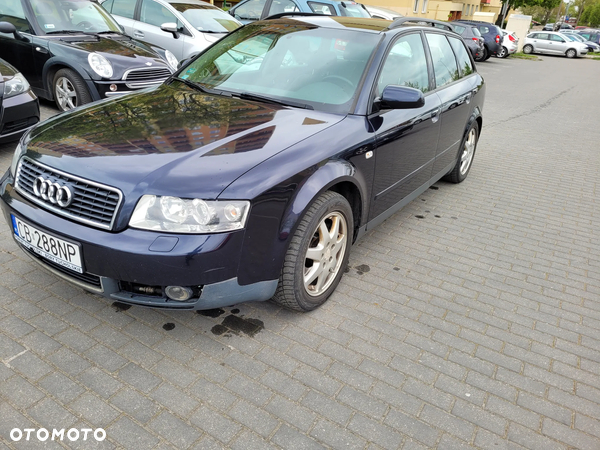 Audi A4 Avant 3.0 Quattro - 1