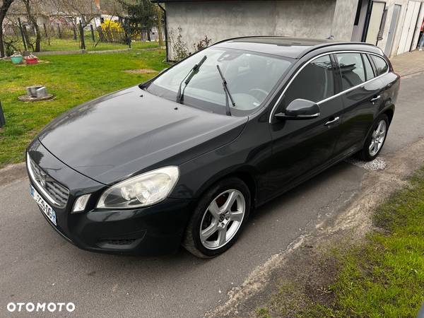 Volvo V60 D3 Geartronic Momentum - 3