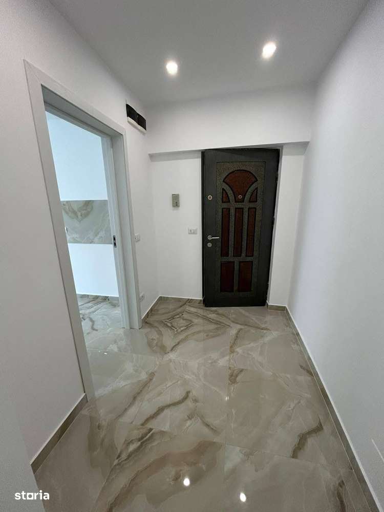 De vanzare 4 camere,2 bai,2 balcoane situat in zona Primariei-12