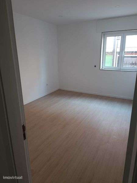 Apartamento T3 + 1  no centro de Fafe - Grande imagem: 4/12