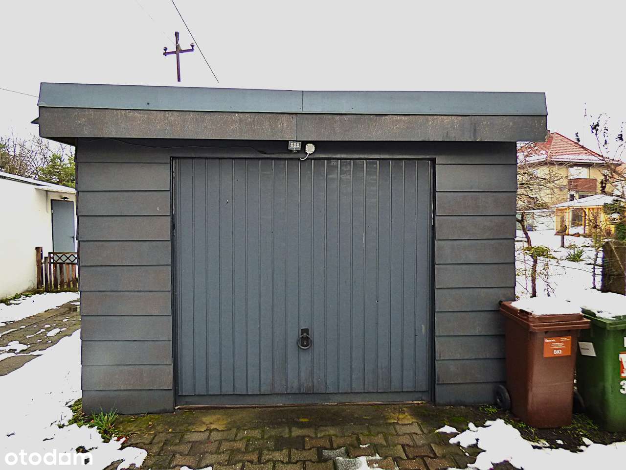 Komfortowe 2 pokoje, garaż, ogród,  klimatyzacja of.2523M-15