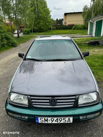 Volkswagen Vento 1.9 GL TDI - 6