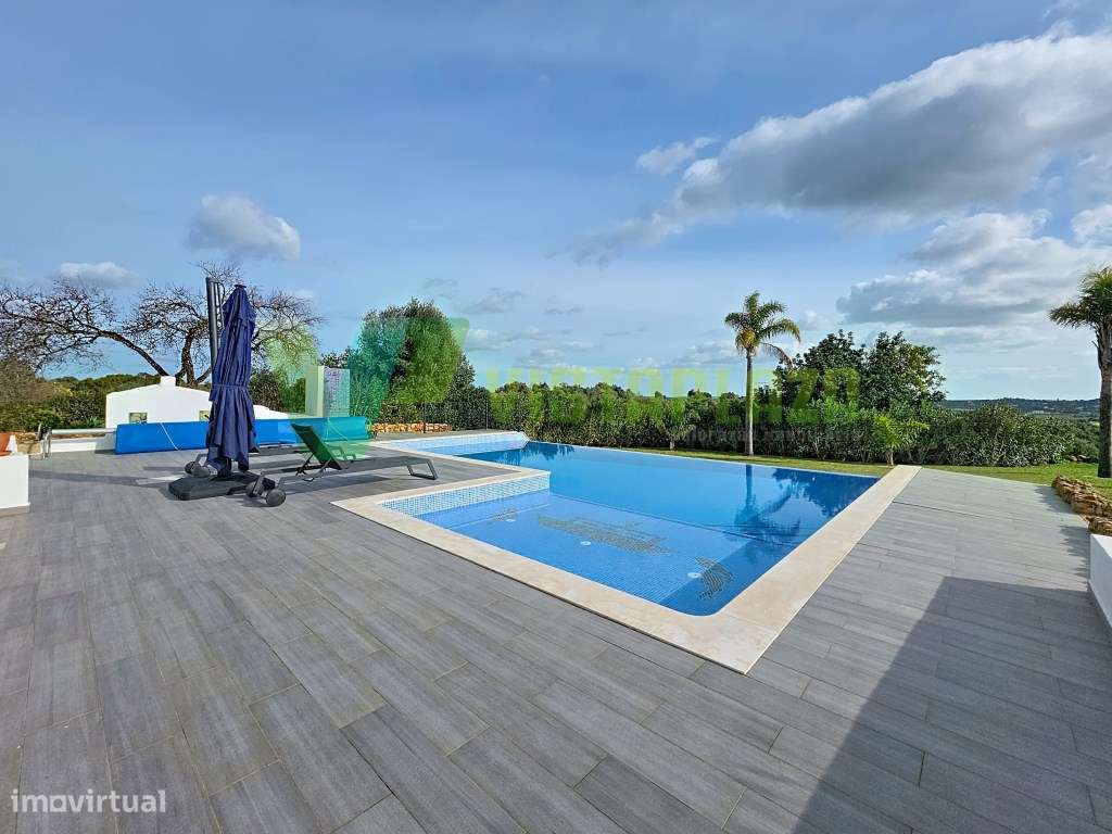 Moradia de Luxo com Piscina Infinita e Vista Panorâmica em Silves - Grande imagem: 5/49