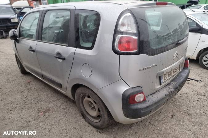 bara spate armatura portbagaj haion stop tripla stanga dreapta turbina timonerie injector Citroen C3 Picasso motor 1.6hdi dezmembrez - 2