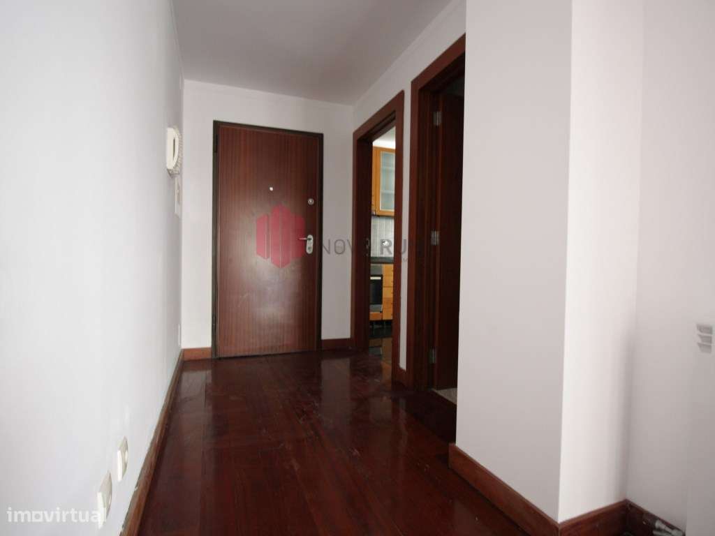 Excelente apartamento, de tipologia T2, inserido em Condomínio Fechado - Grande imagem: 5/25