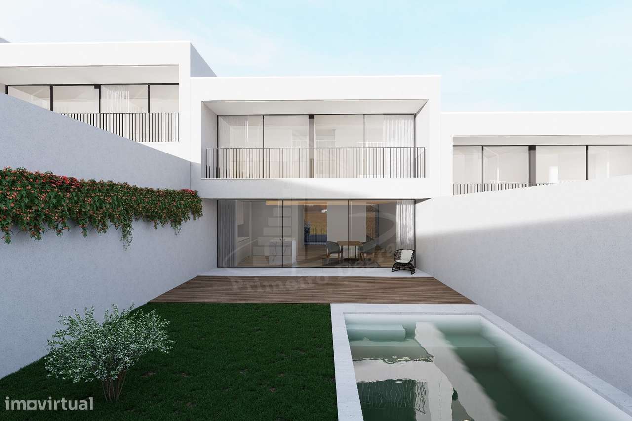 Moradia T3 com Qualidade, Conforto e Design Moderno na Encosta do Bom-0