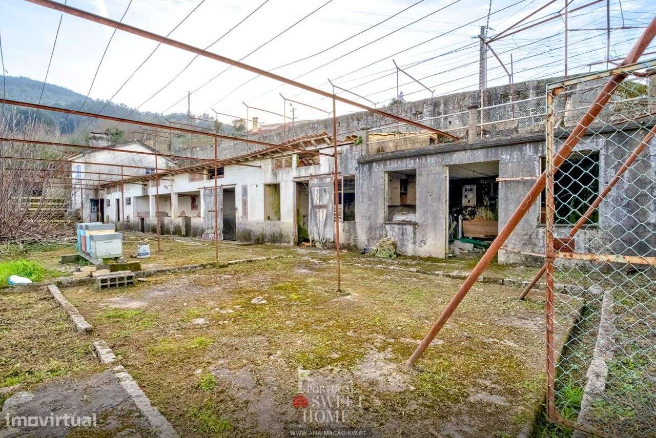 Quinta T4 em Melgaço (Chaviães e Paços), para recuperar-45