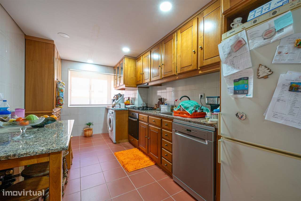 Apartamento T3 Venda em Oliveira de Azeméis, Santiago de Riba-Ul, Ul, - Grande imagem: 4/22