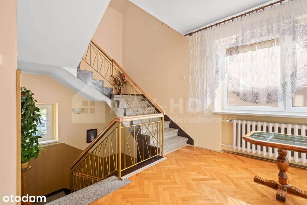 Dom 4 kondygnacje, 3 mieszkania! Piękny Widok!-9