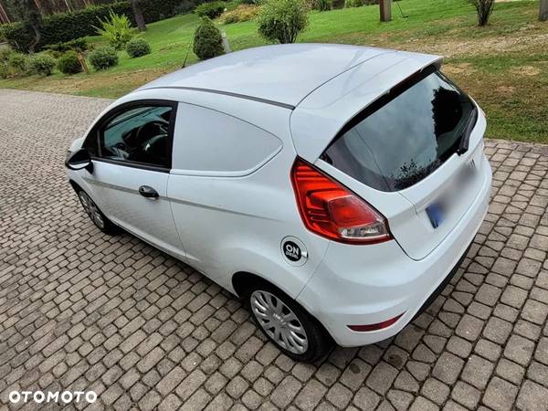 Ford Fiesta - 7