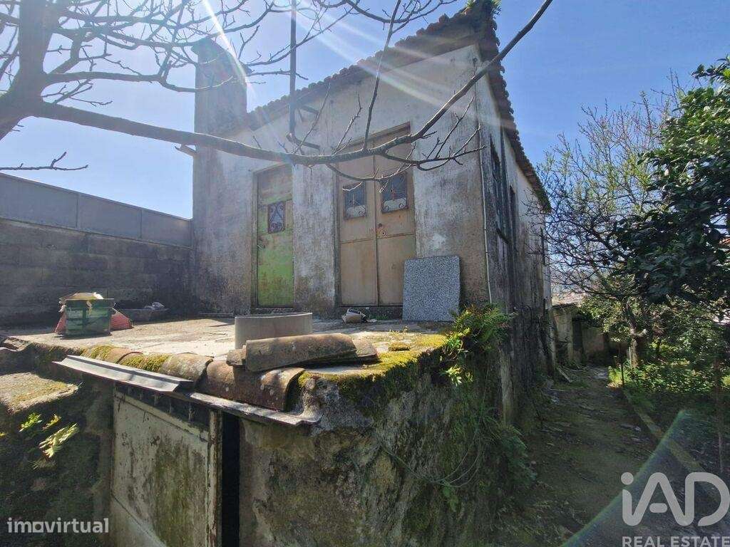 Casa / Villa T2 em Santa Marta de Portuzelo de 120,00 m2 - Grande imagem: 4/26