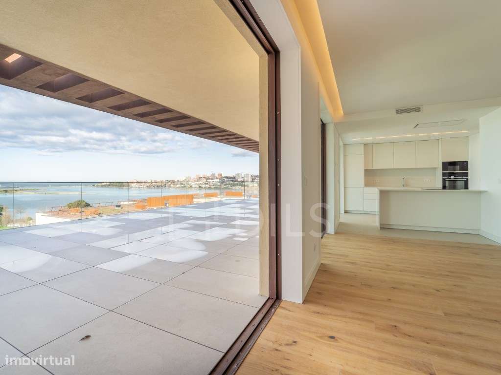 Penthouse T4 em Vila Nova de Gaia na Quinta Marques Gomes-5