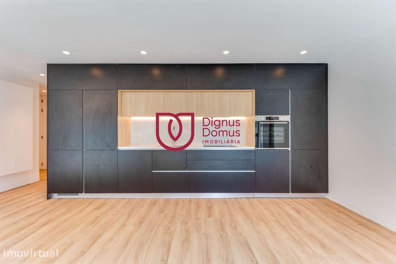 Apartamento T3 com 2 Lugares de Garagem — Centro de Gaia-13