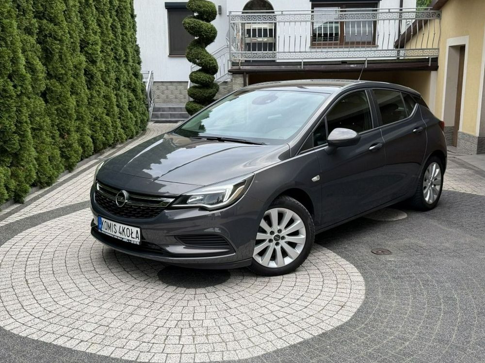 Opel Astra K (2015-2021) 2015