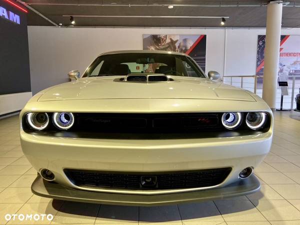 Dodge Challenger 5.7 R/T - 3