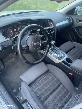 Audi A4 Avant 2.0 TDI DPF multitronic Attraction - 8