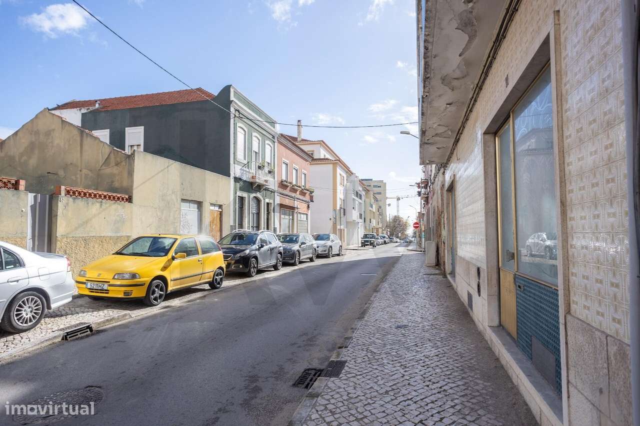 INVESTIMENTO ÚNICA EM SETÚBAL – ESTUDO PRÉVIO + LOCALIZAÇÃO PREMIUM +-2