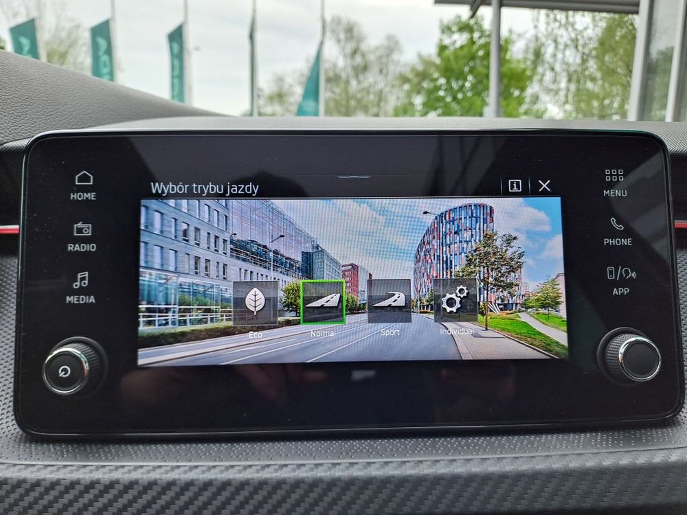 SKODA SCALA 1.5 TSI 150KM DSG MONTE CARLO, dostępna od ręki