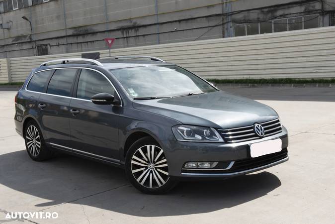 Volkswagen Passat - 8