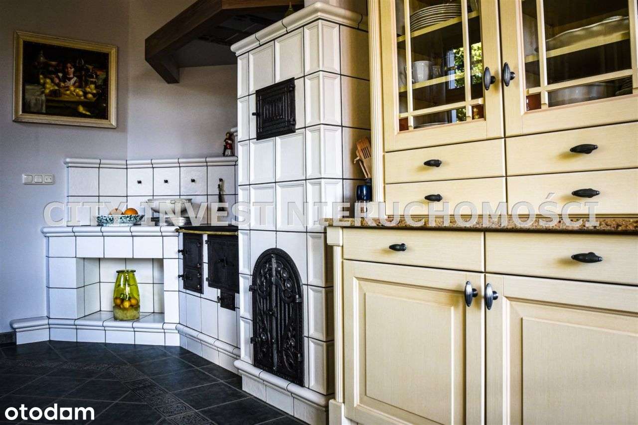 Unikatowa Rezydencja ze Strefą Basenu i Spa-6