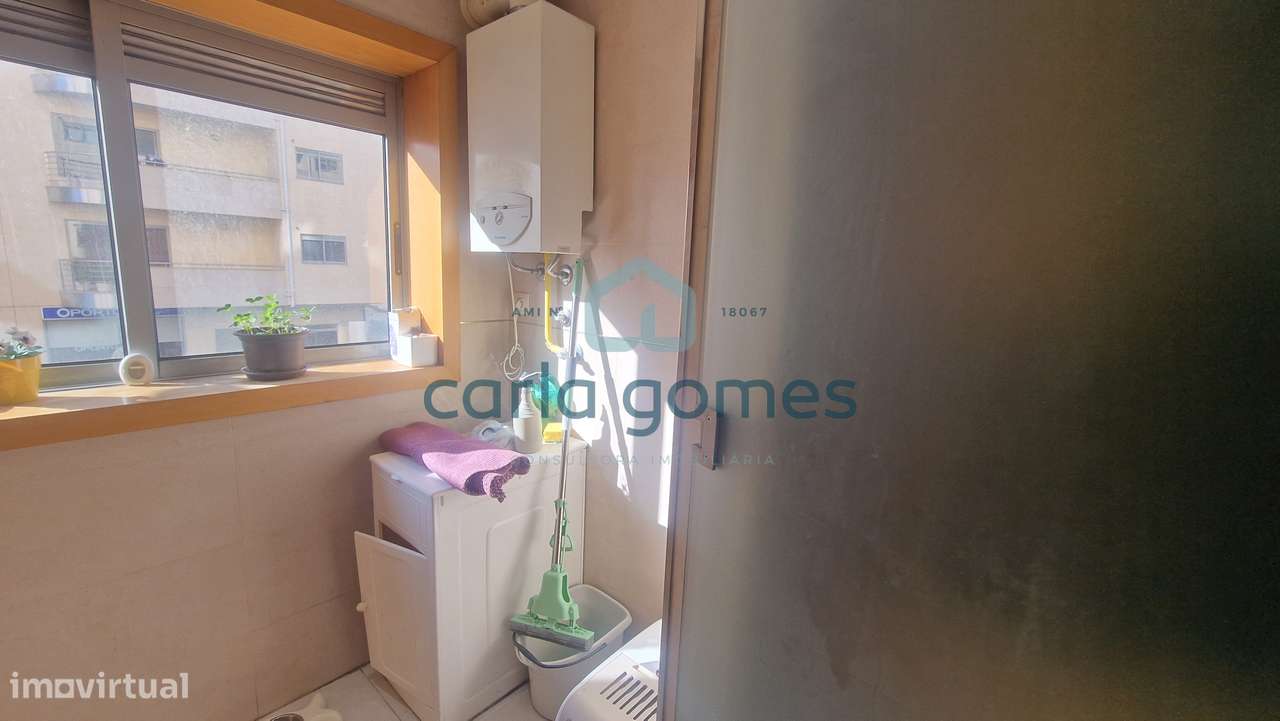 APARTAMENTO T2 C/SUÍTE VARANDA LUGAR DE GARAGEM | RIO TINTO, GONDOMAR-9