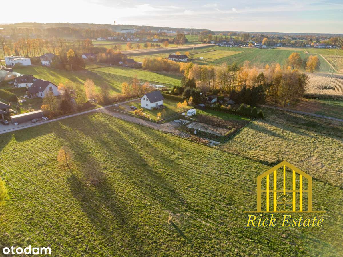 1077 m² | Działka budowlana | Media w drodze-11
