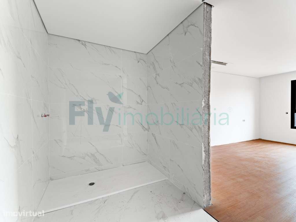 Apartamento T3 com excelente áreas em Lousada-31