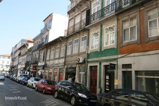 Prédio na Baixa do Porto