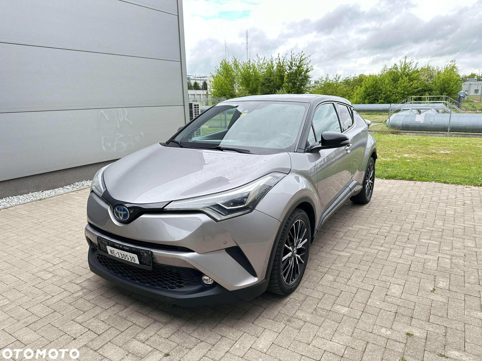 Toyota C-HR 1.8 Hybrid Premium - 18