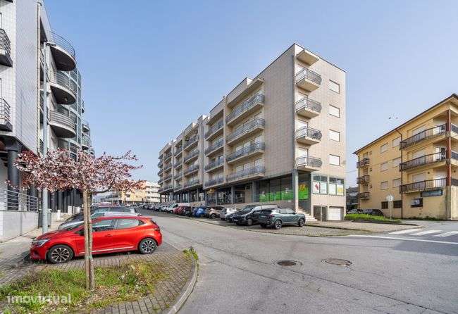 Apartamento T3 no Coração de Vila Verde-8