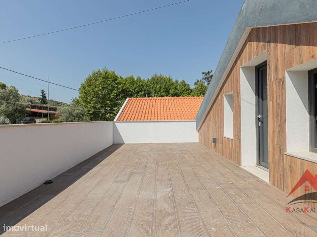 Oportunidade Única em Palmela Duas Moradias | Excelente Opção para ...-48