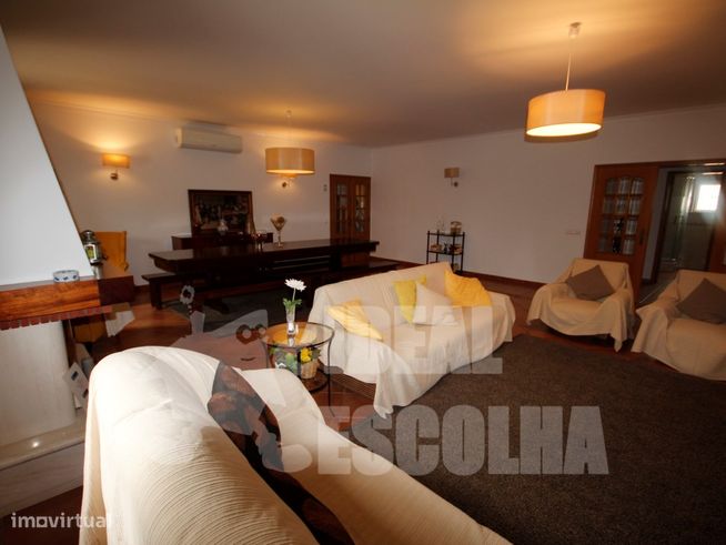 MORADIA V4 ALVOR 1200 000€-19