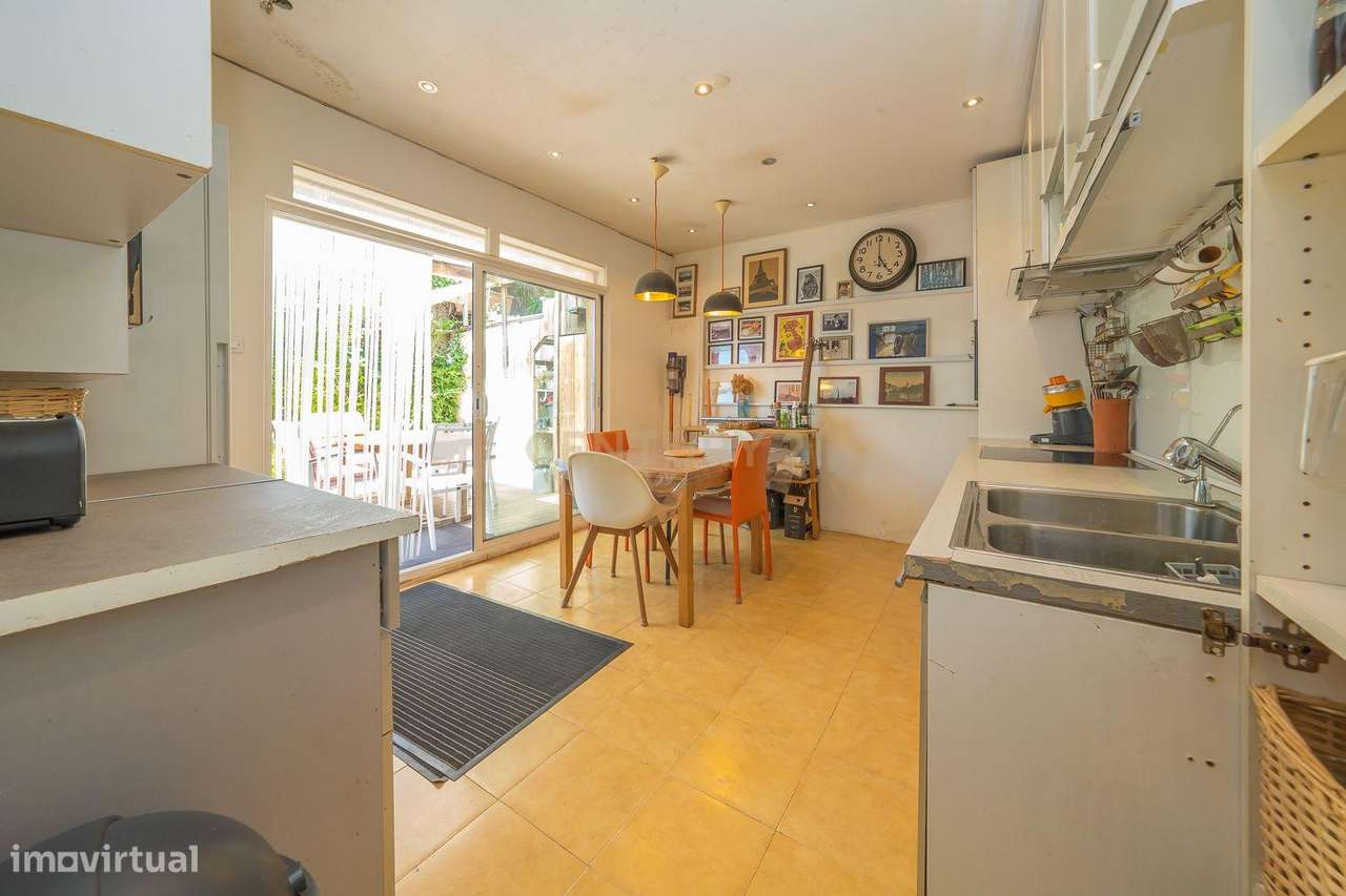 Apartamento com charme em Setúbal com uma vista soberba para o rio e t-25