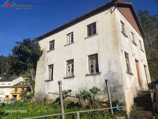 Casa com quintal em Lorvão  - Penacova - Coimbra
