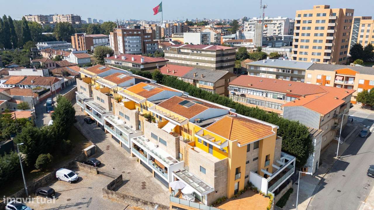 Moradia T3 Ermesinde, Valongo. Suite com terraço e jacuzzi.-38