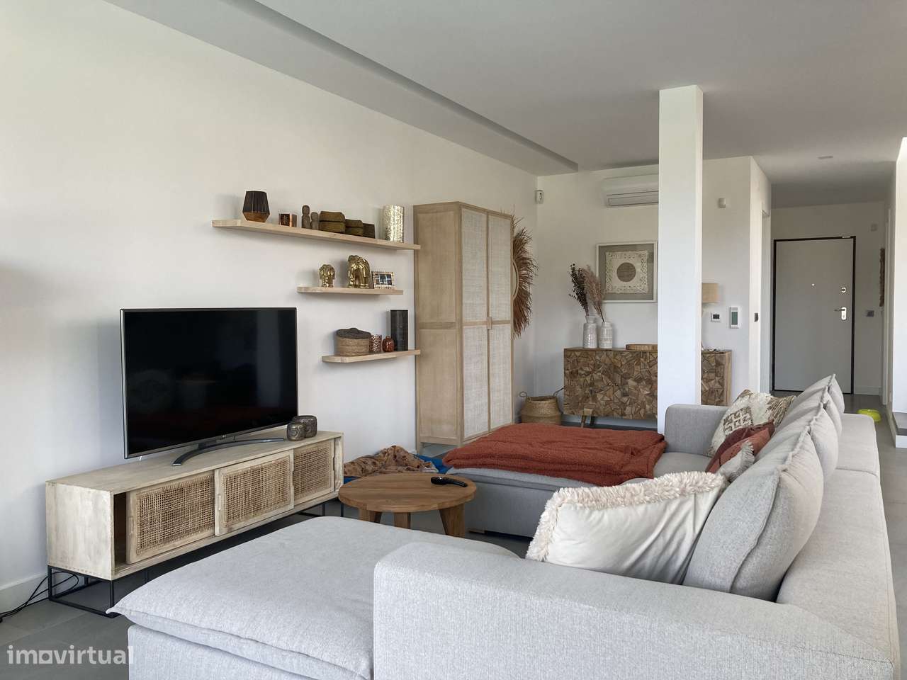 Moradia T3 com piscina, garagem na Aroeira-5