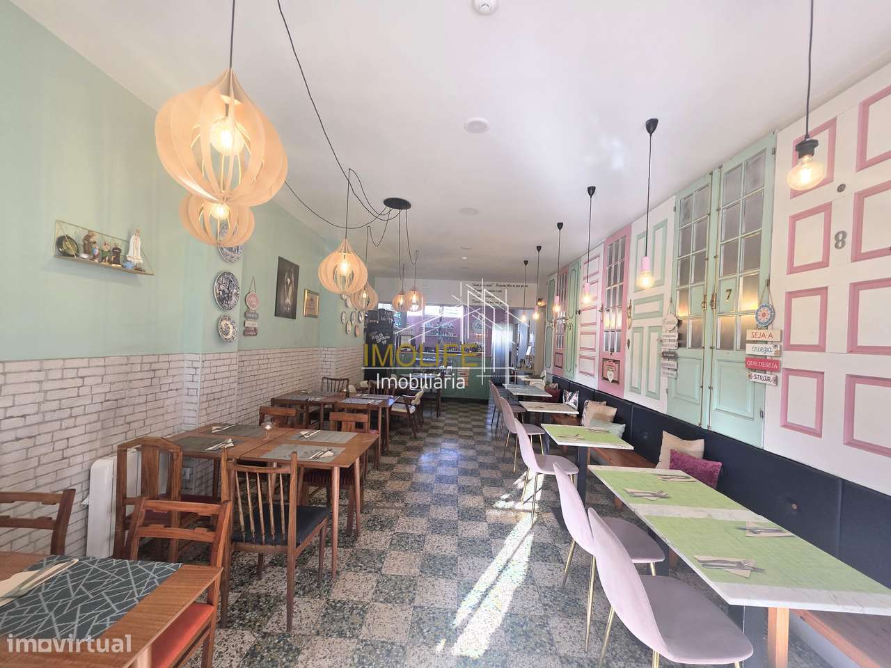 Negócio de restauração  - Restaurante " O Amor Vive na Cozinha" - B...-5